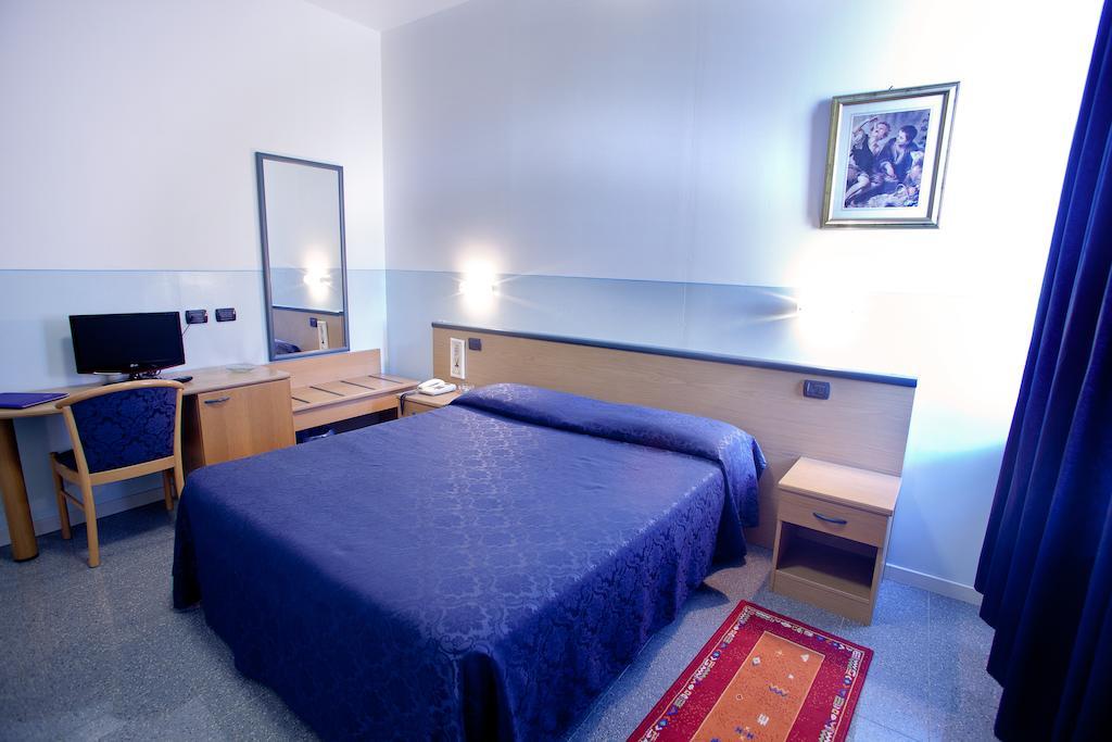Master Hotel Castelvetro Piacentino Rom bilde